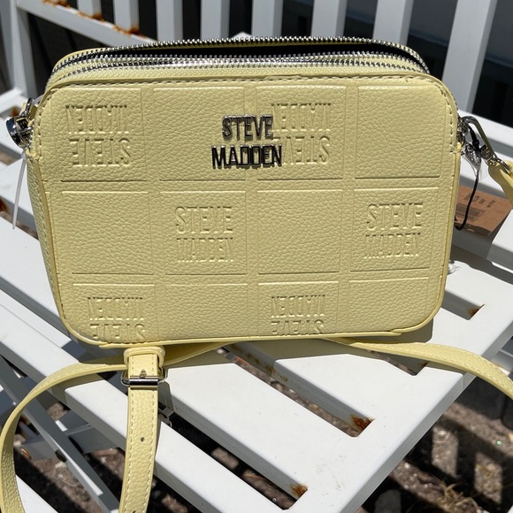 STEVE MADDEN BDaisy Crossbody Bag In Yellow - Picture 2 of 12